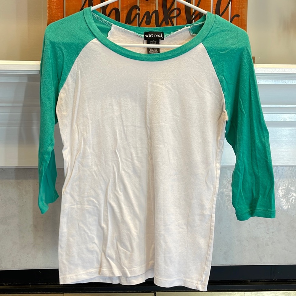 Medium Wet Seal Tee